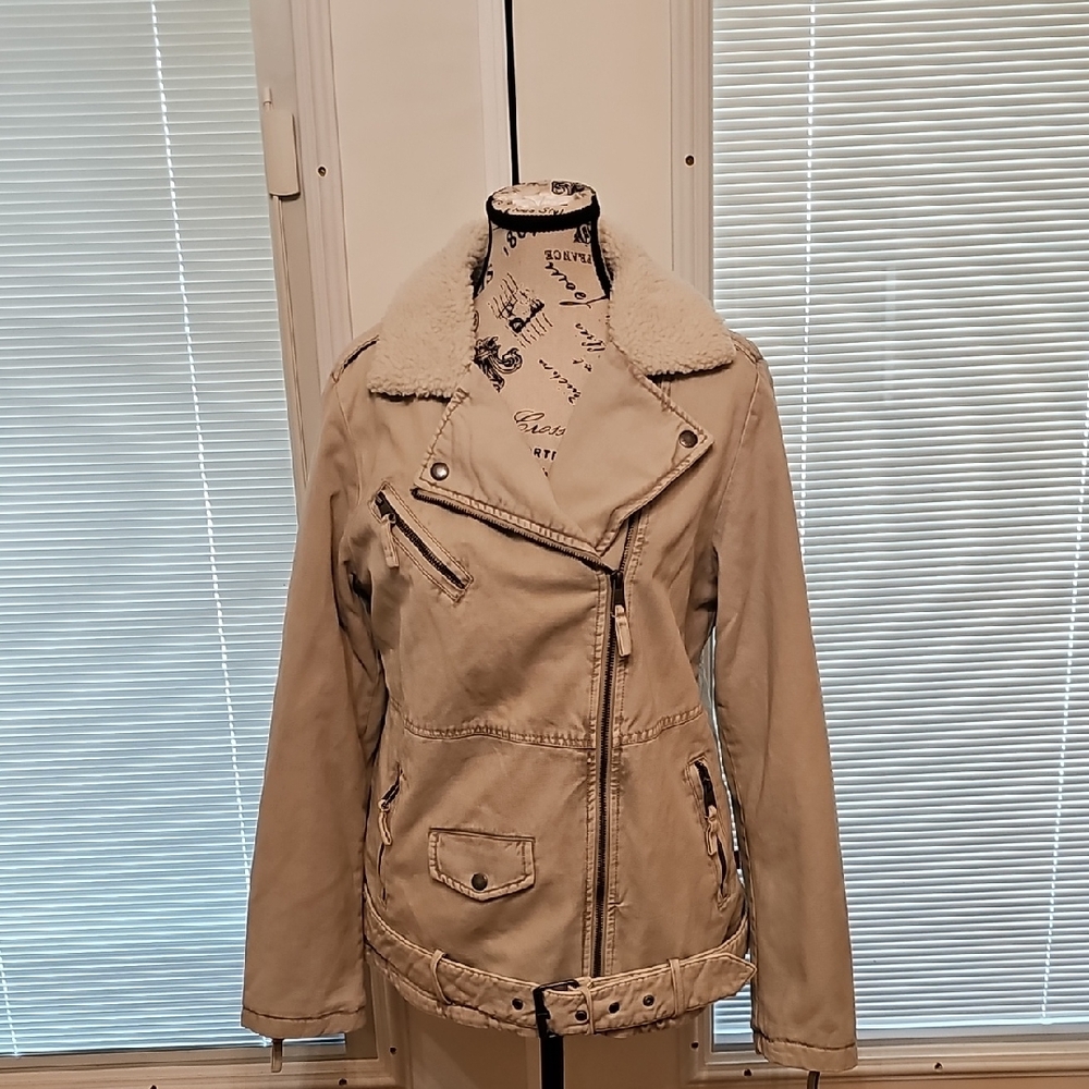 Sherpa Lined Levi's Coat